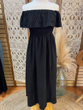 Load image into Gallery viewer, Off The Shoulder Maxi Dress
