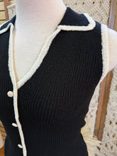 Load image into Gallery viewer, Knit Collared Top
